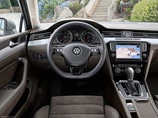 Volkswagen-Passat 3.jpg