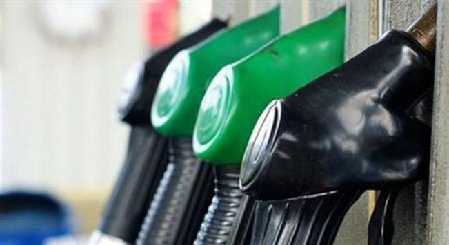 מחיר הדלק ירד בראשון לאוקטובר