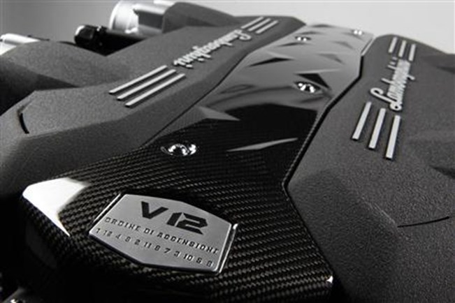 ה-V12 החדש של למבורגיני