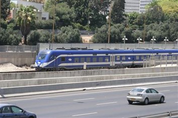 הרכבת הייתה צפופה – הנוסע יפוצה