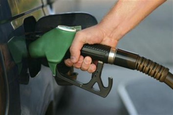 מחיר הדלק צפוי לחצות את רף 8 השקלים