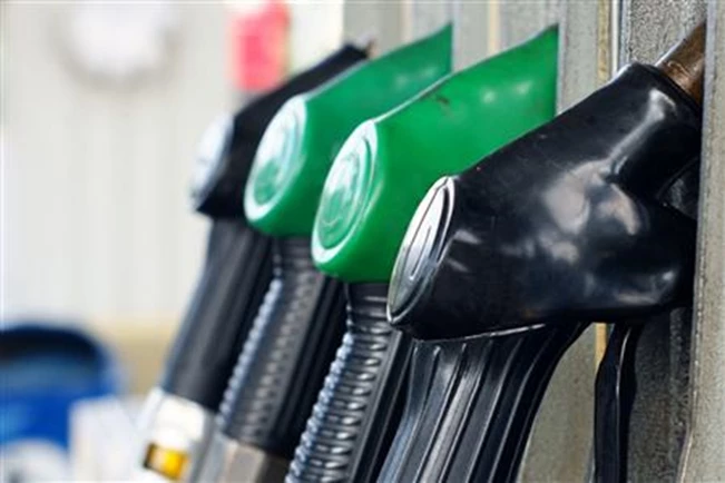 מחיר הדלק ממשיך לרדת: 7.58 ש"ח בשירות עצמי