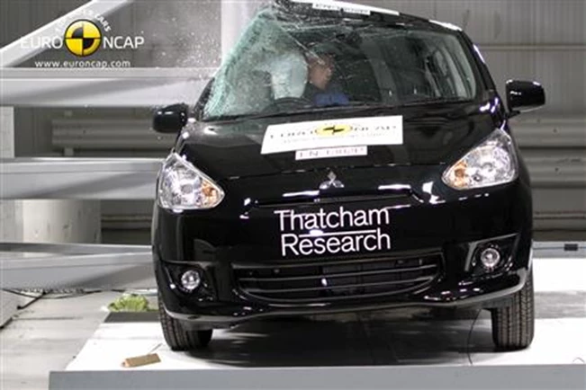יורו NCAP: המשפחתיות בטוחות, הקטנות פחות (וידאו)