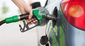 במוצ"ש: מחיר הדלק יורד בחדות