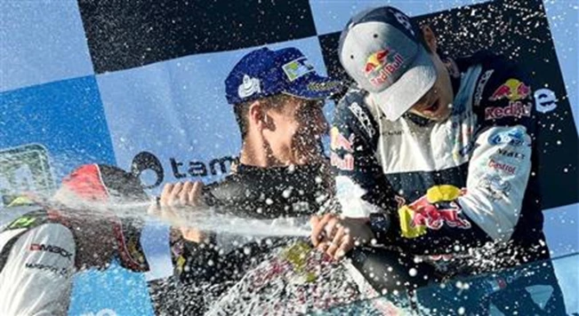 WRC ווילס – אוג'ייה אלוף שוב, M-Sport בפעם הראשונה
