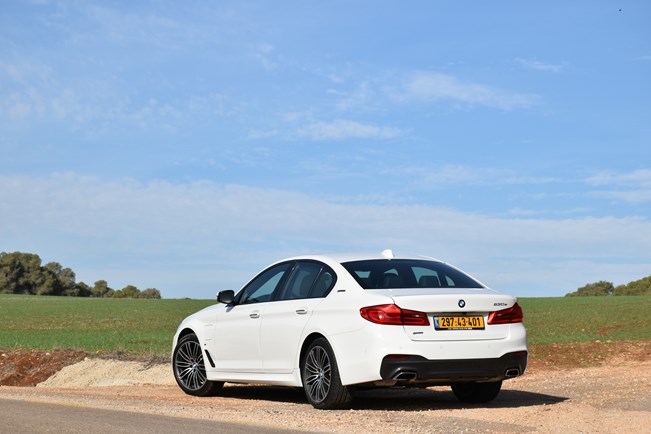 במחיר של חשמלית חדשה: כדאי לקנות BMW פלאג-אין משומשת?
