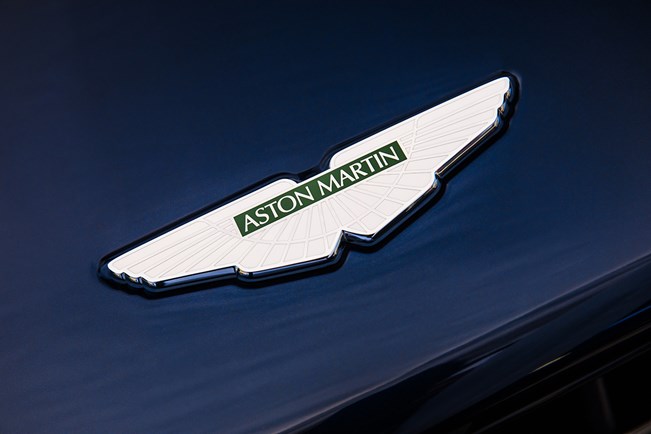הג'נטלמן עושה ספורט: אסטון מרטין DB11 AMR
