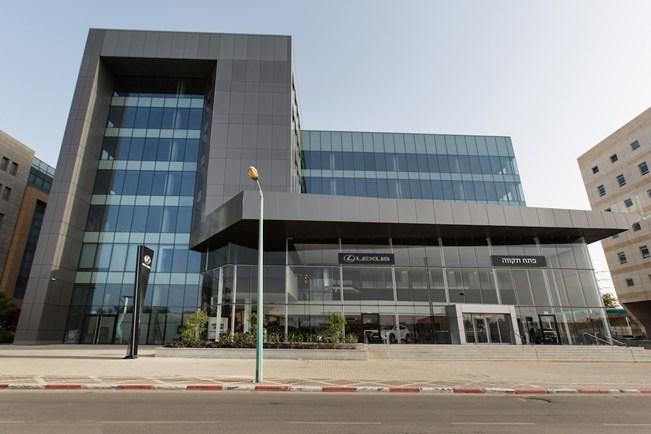 מרכז מכירות חדש ללקסוס בישראל