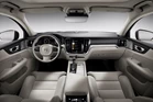 230785_New_Volvo_S60_Inscription_interior.jpg