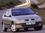 Renault-Megane_Hatchback-1999-1600-01.jpg