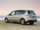Ford-S-MAX-2006-2014-2.jpg