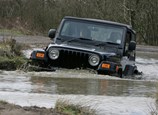 Jeep-Wrangler_UK_Version-1997-2006-7.jpg