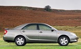 Toyota-Camry-2002-2005-04.jpg