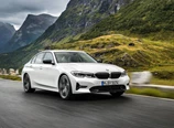 BMW-3-Series-2019-03.jpg