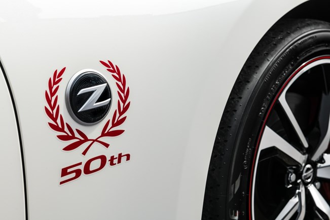 ניסאן חוגגת 50 למכוניות הספורט הוותיקות - GT-R ו-370Z