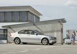 BMW-3-Series-2002-01.jpg