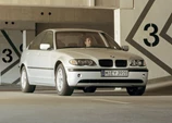 BMW-3-Series-2002-05.jpg