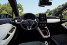 21227121_2019_-_New_Renault_CLIO_test_drive_in_Portugal.jpg