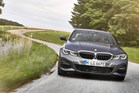 07-P90359891_highRes_the-all-new-bmw-330e.jpg