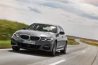 04-P90359881_highRes_the-all-new-bmw-330e.jpg