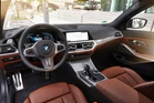 12-P90359916_highRes_the-all-new-bmw-330e.jpg