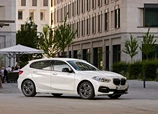BMW-1-Series-2019-08.jpg