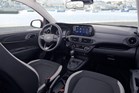 Hyundai i10 interior (1).jpg