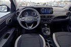 Hyundai i10 interior (4).jpg
