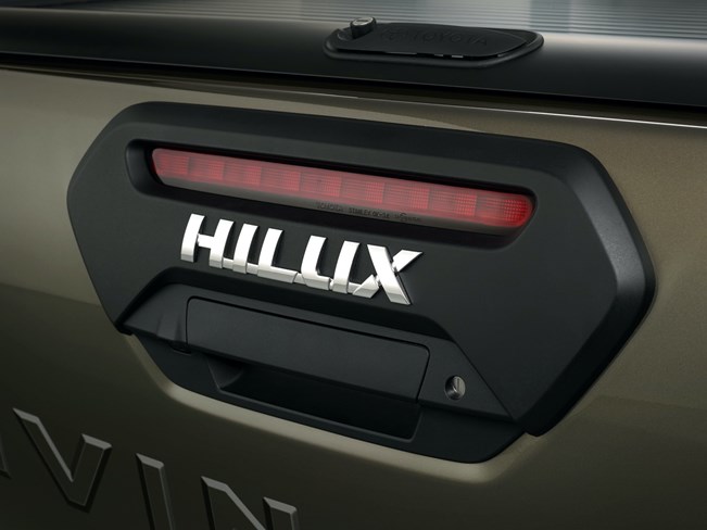 טויוטה היילקס 2021 חדש – עיצוב, מנוע, רמת גימור ייחודית