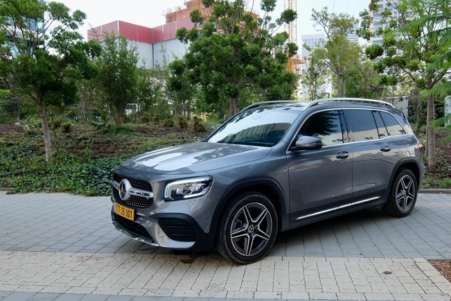 מרצדס GLB - מבחן דרכים (7 מק', AMG ליין, 250)