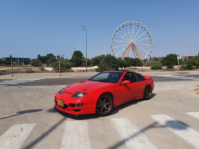 בא מהשוליים / ניסאן 300ZX