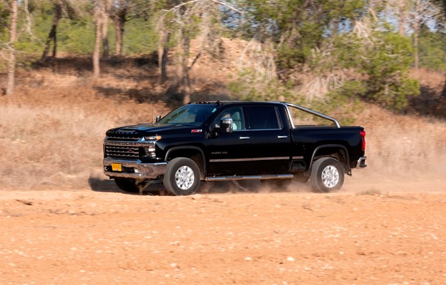 פורד F-250 מול ראם 2500 מול שברולט סילברדו - מבחן דרכים השוואתי