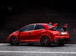 Honda-Civic_Hatchback-2018-06.jpg