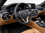 BMW-5-Series-2021-06.jpg