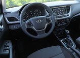 Hyundai-Accent-2020-05.jpg