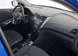 Hyundai-Accent-2017-05.jpg