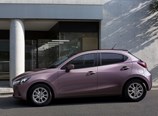 Mazda2-2015-04.jpg