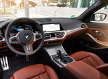 BMW-330e_Sedan-2021-11.jpg