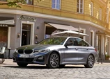 BMW-330e_Sedan-2020-01.jpg