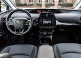 Toyota-Prius-2021-08.jpg