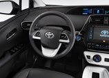 Toyota-Prius-2016-05.jpg