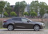 Mazda-3-2014-07.jpg