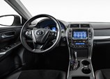 Toyota-Camry-2017-05.jpg
