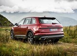 Audi-Q7-2021-04.jpg