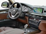 BMW-X5-2018-09.jpg