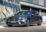 Mercedes-Benz-C-Class-2019-02.jpg
