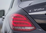 Mercedes-Benz-C-Class-2018-12.jpg