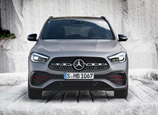 Mercedes-Benz-GLA-2021-04.jpg