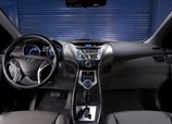 Hyundai-Elantra-2012-05.jpg