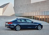 BMW-5-Series-2019-04.jpg
